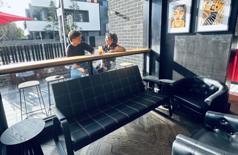 Red Star Cafe & Wine Bar Highett